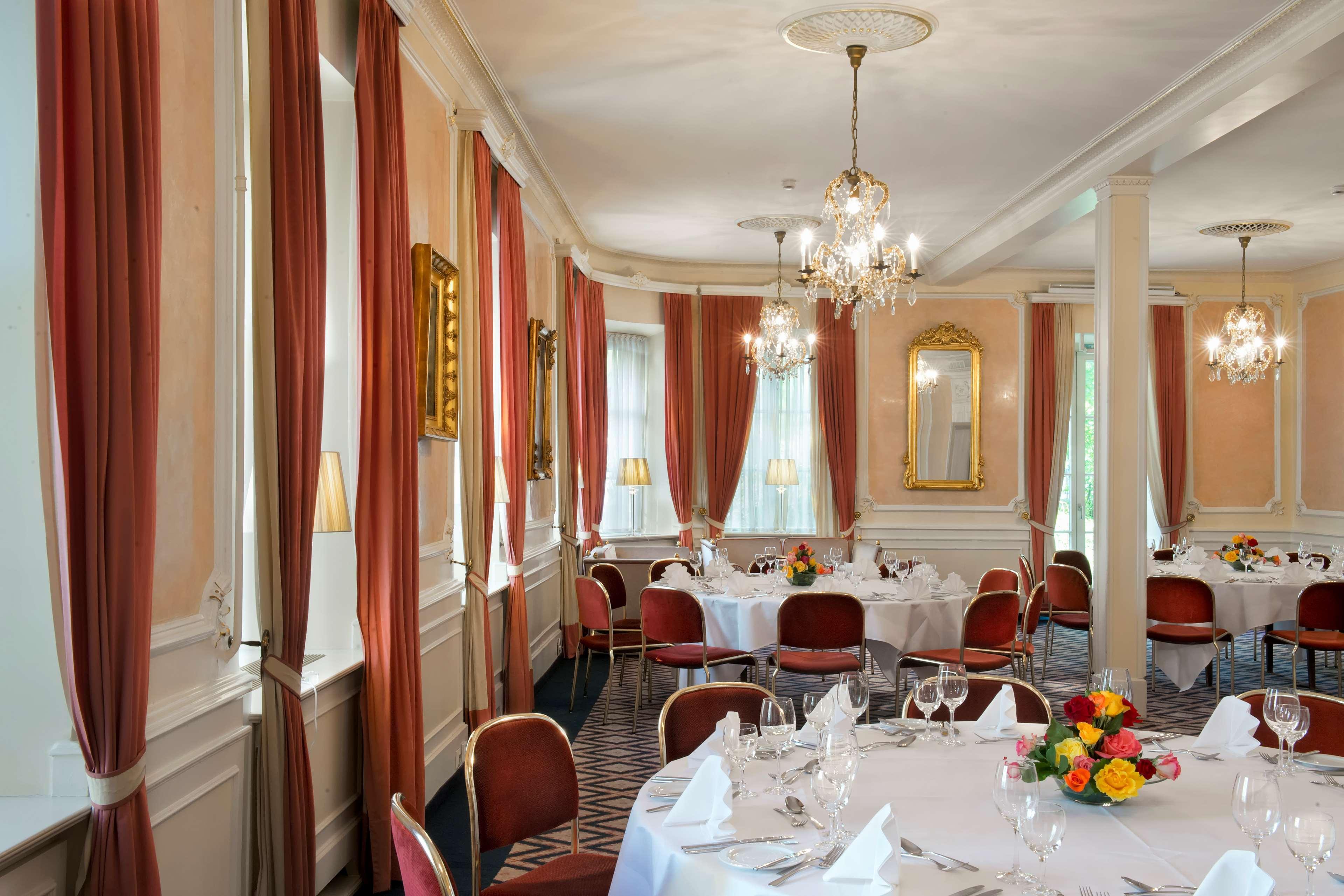 Badischer Hof Baden-Baden - Leonardo Limited Edition Kültér fotó The ballroom