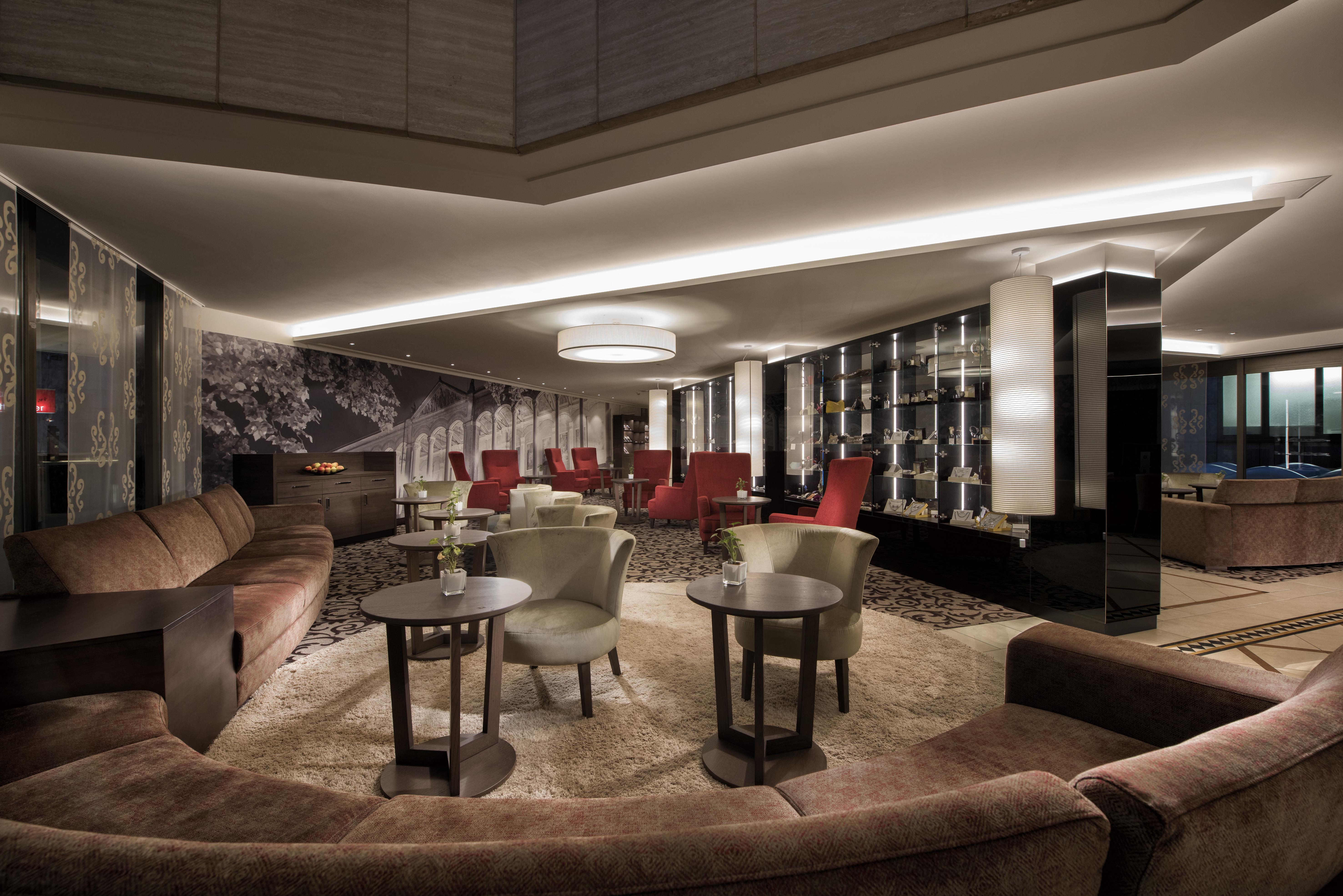 Badischer Hof Baden-Baden - Leonardo Limited Edition Kültér fotó The Lounge at the InterContinental London